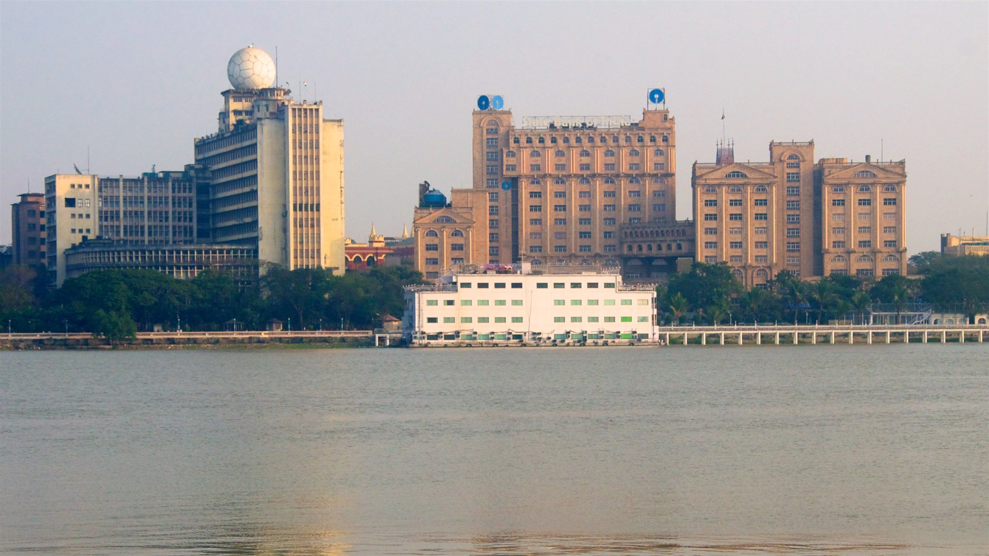 Latest news image for "Hooghly Riverfront Set for ₹600 Crore Hospitality Push as Eden Realty Plans Three Luxury Hotels"